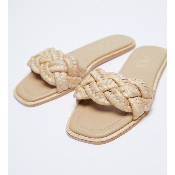 Zara Shoes - ✨SALE ✨Zara woven raffia flat sandals ✨SALE ✨